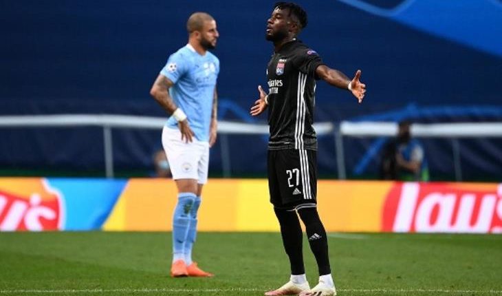 ليون يقصي السيتي