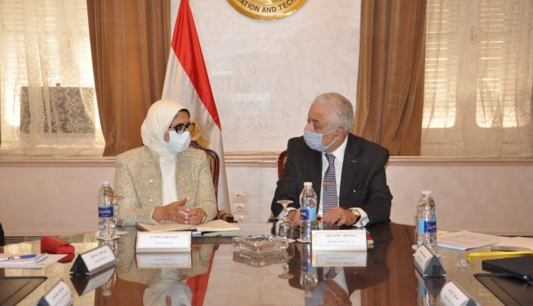 وزيري التعليم والصحة يبحثان الاستعداد للعام الدراسي الجديد